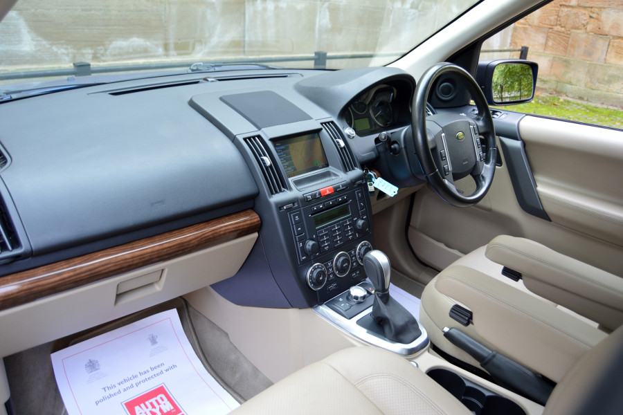 Land Rover Freelander 2 