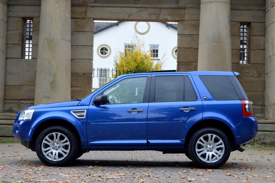 Land Rover Freelander 2 
