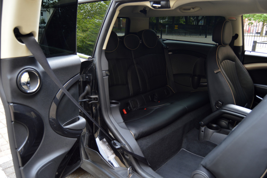 MINI Cooper Clubman 