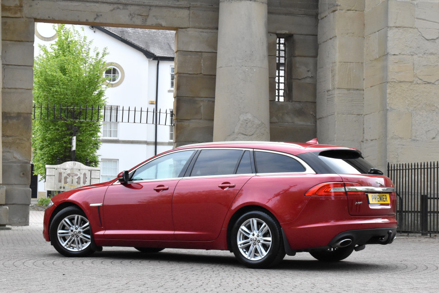 Jaguar XF 