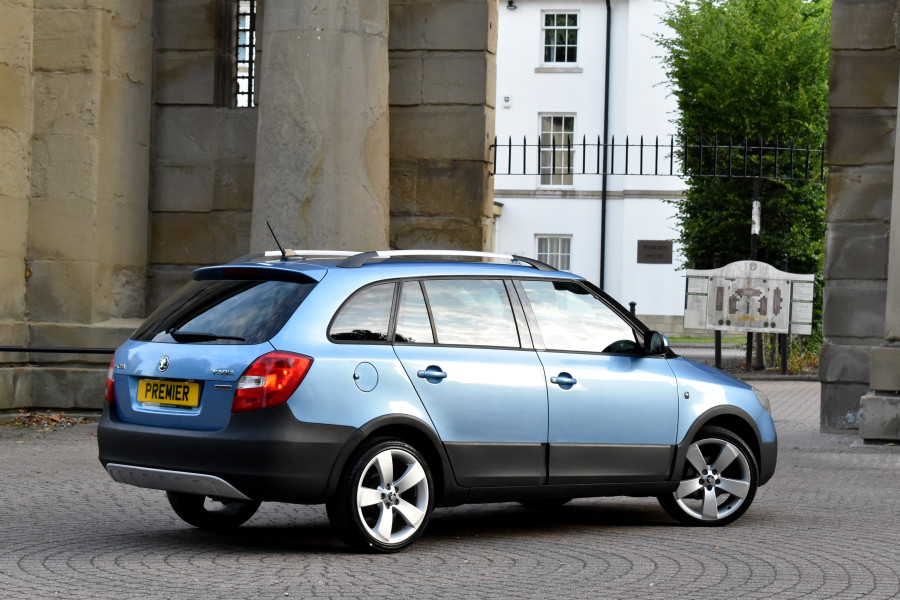 SKODA Fabia 