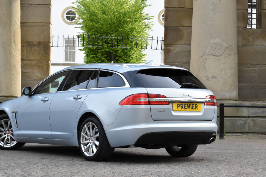 Jaguar XF 