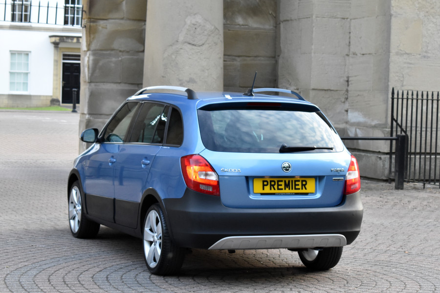 SKODA Fabia 