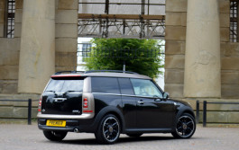MINI Cooper Clubman 