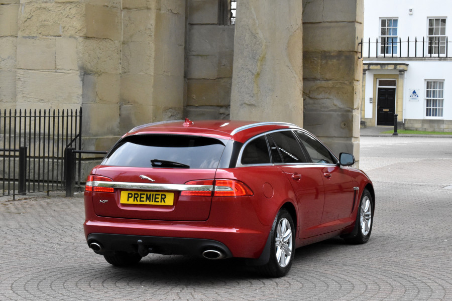 Jaguar XF 