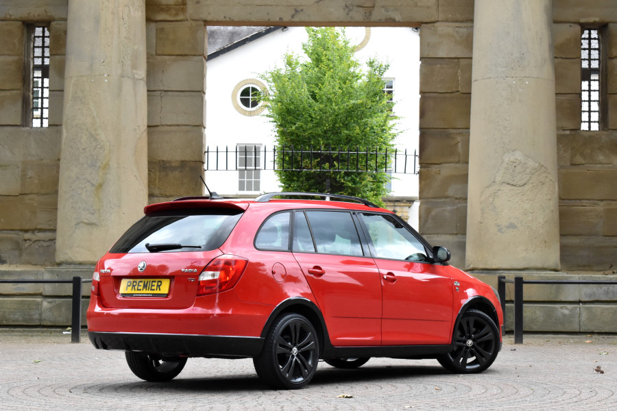 SKODA Fabia 