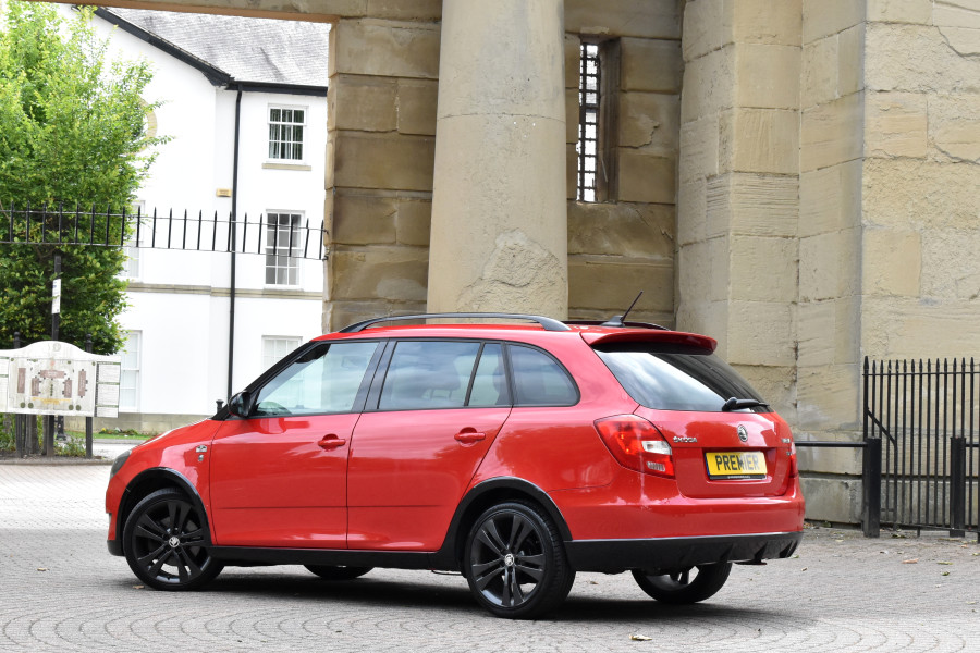 SKODA Fabia 