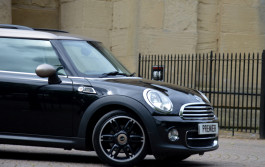 MINI Cooper Clubman 