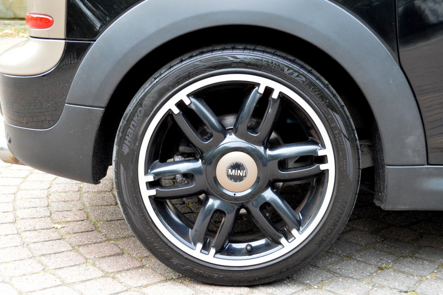 MINI Cooper Clubman 