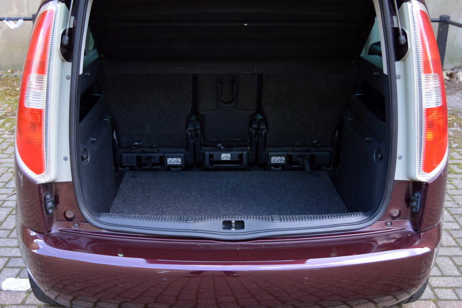 SKODA Roomster 