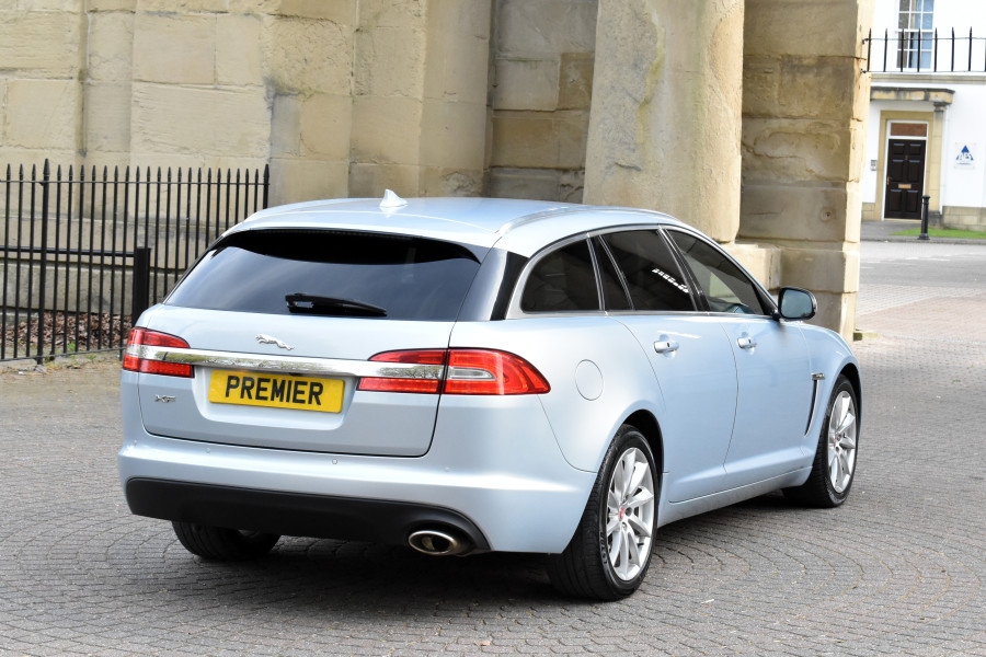Jaguar XF 