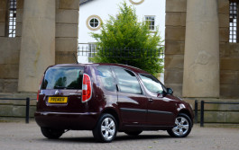 SKODA Roomster 