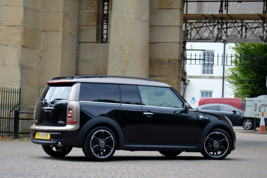 MINI Cooper Clubman 