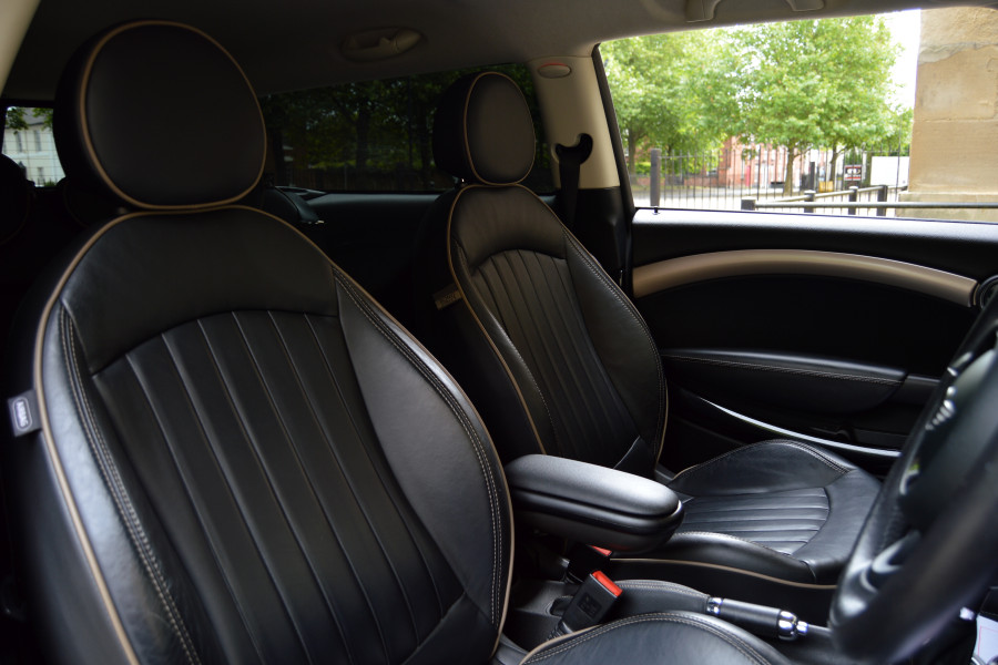 MINI Cooper Clubman 