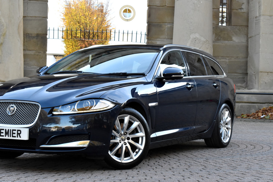 Jaguar XF 