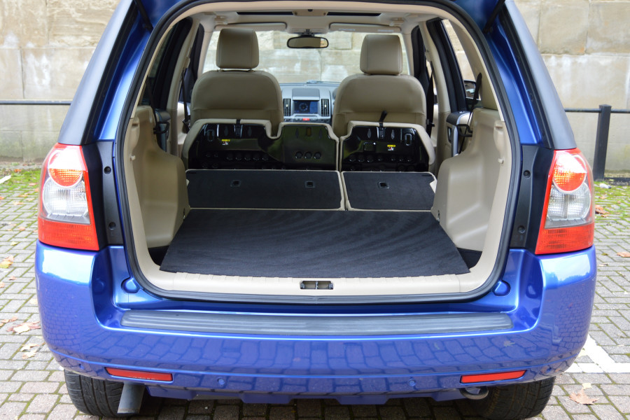 Land Rover Freelander 2 