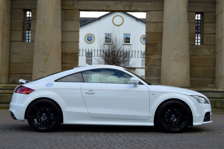 Audi TT 