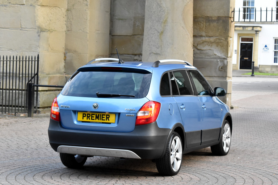 SKODA Fabia 