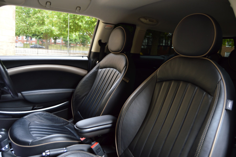 MINI Cooper Clubman 