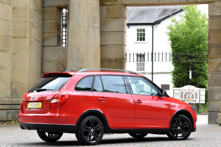 SKODA Fabia 