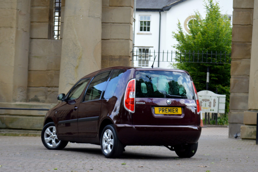 SKODA Roomster 