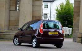 SKODA Roomster 