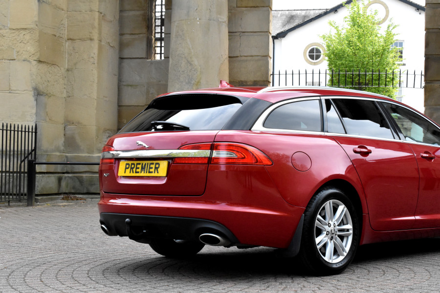 Jaguar XF 