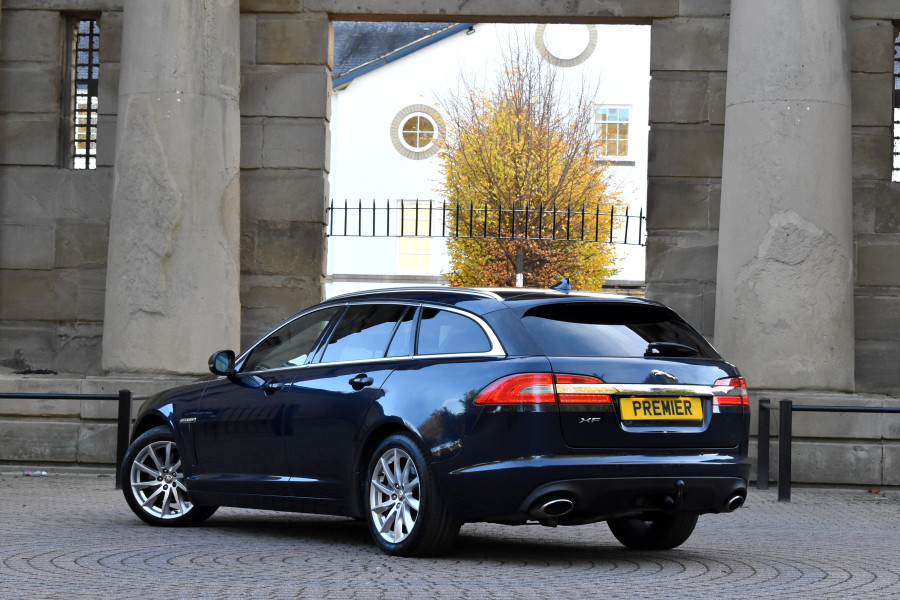 Jaguar XF 